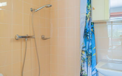 Accommodation:&nbsp;Rosablanche B72 100.38
