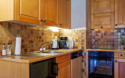 Accommodation:&nbsp;Dents Rousses H2 300.2