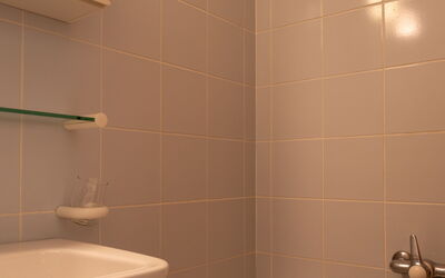 Accommodation:&nbsp;Mont Fort 35 400.5