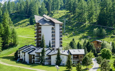Siviez-Nendaz 400: Plant, Property, Mountain, Green, Building, Nature, Natural Landscape, Tree, House, Land Lot