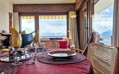 Accommodation:&nbsp;App. 20A Ramuge 100.2