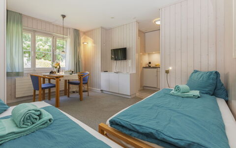 Schönried 200: Interior Design, Furniture, Wood, Flooring, Ceiling, Floor, Bedroom, Textile, Bed, Room
