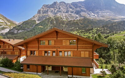 Grindelwald 106: Mountain, Sky, Plant, Building, Property, Window, House, Natural Landscape, Wood, Land Lot