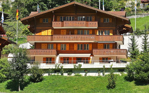 Chalet Perle: Property, House, Building, Real Estate, Hill Station, Architecture, Estate, Home, Tree, Cottage