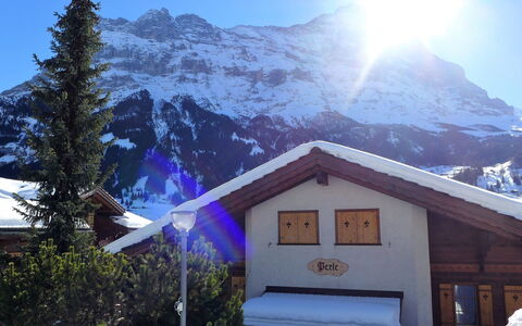 Chalet Perle: Mountain, Snow, Sky, Mountainous Landforms, Winter, Property, Mountain Range, Hill Station, Alps, Wilderness