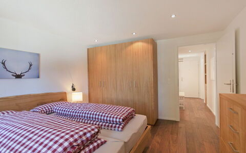 Chalet Bodmisunne: Bedroom, Bed, Furniture, Room, Property, Bed Frame, Bed Sheet, Interior Design, Floor, Wall