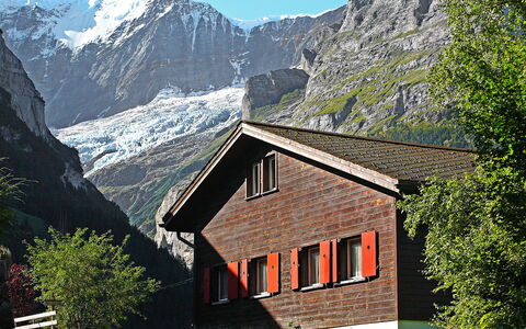 Egg-Isch: Mountain, Plant, Sky, Building, Nature, Natural Landscape, Slope, Highland, House, Wood