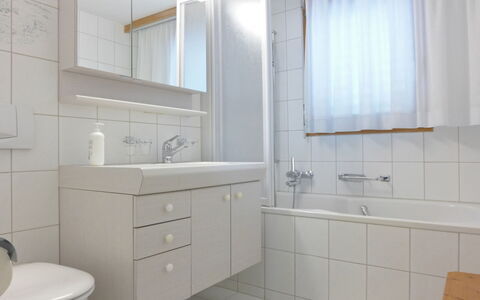 Wengen 110: Mirror, Tap, Bathroom Cabinet, Plumbing Fixture, Cabinetry, Sink, Property, Bathroom Sink, White, Bathroom
