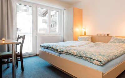 Accommodation:&nbsp;Amici 200.1