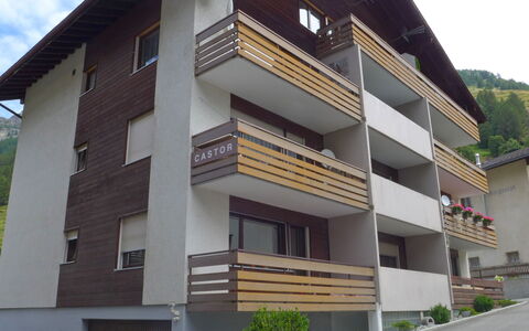 Täsch 130: Building, Plant, Property, Sky, Window, Architecture, Urban Design, Land Lot, Wood