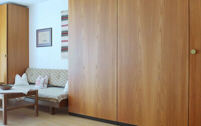 Accommodation:&nbsp;Castor und Pollux 130.1
