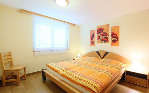 Orta: Bedroom, Bed, Furniture, Room, Property, Bed Sheet, Bed Frame, Interior Design, Floor, Bedding