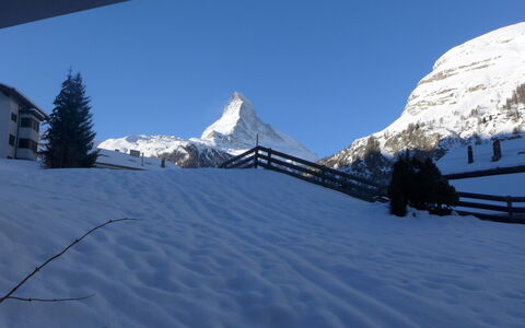 Zermatt 331: Sky, Mountain, Snow, Cloud, Slope, Tree, Glacial Landform, Terrain, Ice Cap, Freezing