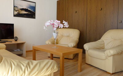 Accommodation:&nbsp;Imperial 45.5