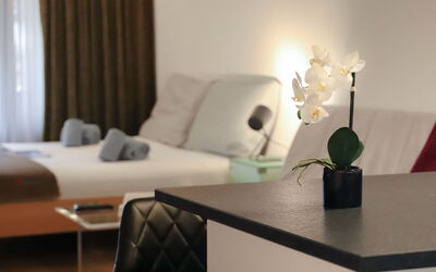 Accommodation:&nbsp;Pasadena 961.3