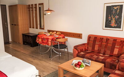Accommodation:&nbsp;Pasadena 961.6