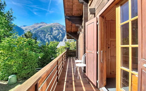 Allegra: Wood, Siding, Cottage, House, Home, Plank, Garden Buildings, Log Cabin, Hardwood, Porch