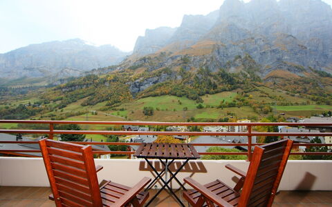 Leukerbad 900: Nature, Property, Mountain, Hill Station, Mountainous Landforms, Natural Landscape, Room, Furniture, Balcony, Table