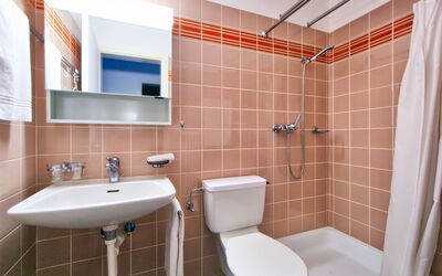 Accommodation:&nbsp;Ringstrasse Apt 421 900.49