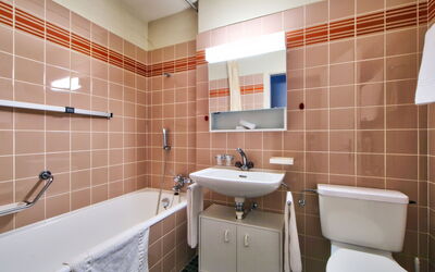 Accommodation:&nbsp;Ringstrasse Apt 125 900.6