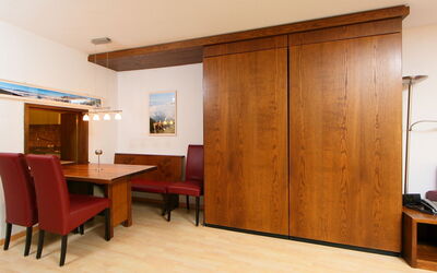 Accommodation:&nbsp;Ringstrasse Apt 213 900.14