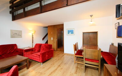 Accommodation:&nbsp;Ringstrasse Apt 512 900.51