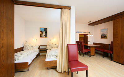 Accommodation:&nbsp;Ringstrasse Apt 213 900.14