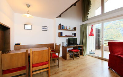 Accommodation:&nbsp;Ringstrasse Apt 512 900.51