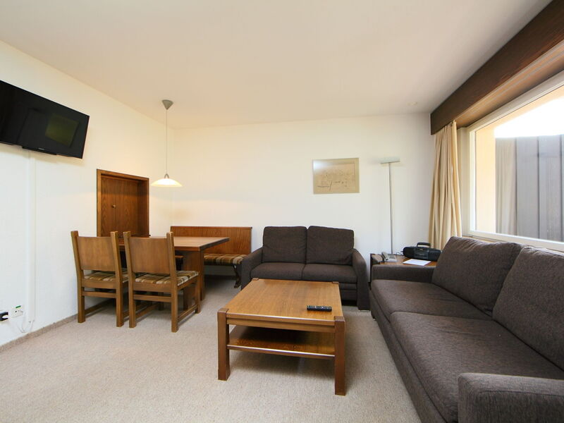 Accommodation:&nbsp;Ringstrasse Apt 412 900.12