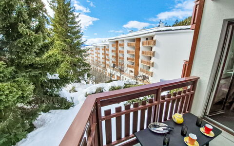 Crans-Montana 130: Apartment, Winter, Freezing, Condominium, Balcony, Snow, Hotel