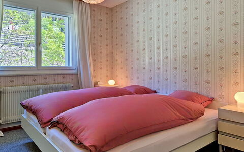 Crans-Montana 155: Bed, Interior Design, Bedroom, Furniture, Bed Sheet, Wood, Bedding, Flooring, Floor, Textile