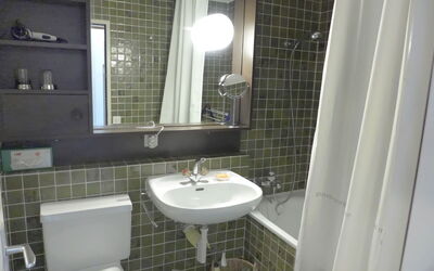 Accommodation:&nbsp;Jeanne D'Arc Apt. E-38 180.12