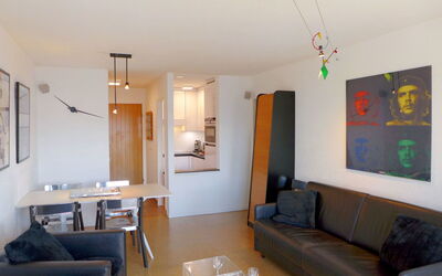 Accommodation:&nbsp;Jeanne D'Arc Apt. C-19 180.6