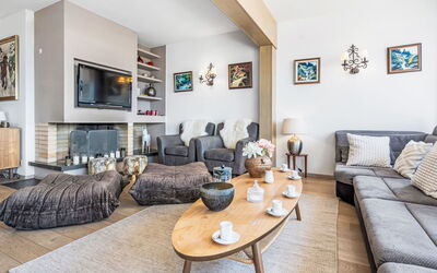 Accommodation:&nbsp;Jeanne D'Arc Loft Montagne 180.16