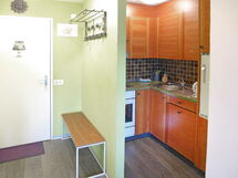 Accommodation:&nbsp;Jeanne D'Arc Apt. C-28 180.3