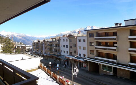 Crans-Montana 320: Apartment, Property, Building, Mixed-Use, Architecture, Real Estate, Residential Area, Room, House, Condominium