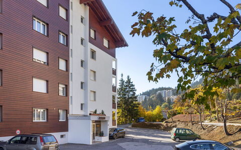 Crans-Montana 388: Building, Residential Area, Architecture, Apartment, Home, Human Settlement, Winter, Slope, Freezing, Condominium