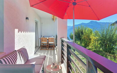 Accommodation:&nbsp;Armorial Est 48 388.5