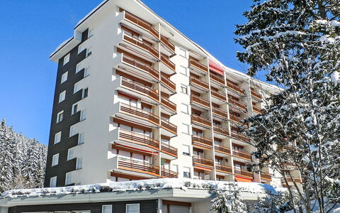 La Forêt Ouest C120: Furniture, Interior Design, Flooring, Wood, Room, Ceiling, Floor, Table, Cabinetry, Lighting