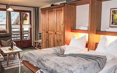 Accommodation:&nbsp;Aragon M86 300.10
