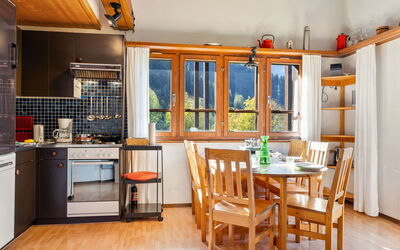 Accommodation:&nbsp;Aragon F130 300.40