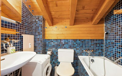 Accommodation:&nbsp;Aragon F130 300.40