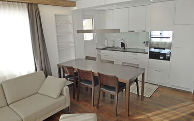 Weisshorn 200.5: Room, Furniture, Property, Interior Design, Building, Floor, House, Table, Living Room, Real Estate