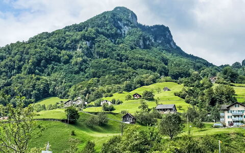 Platten: Mountainous Landforms, Green, Mountain, Nature, Hill, Vegetation, Natural Landscape, Highland, Landscape, Hill Station
