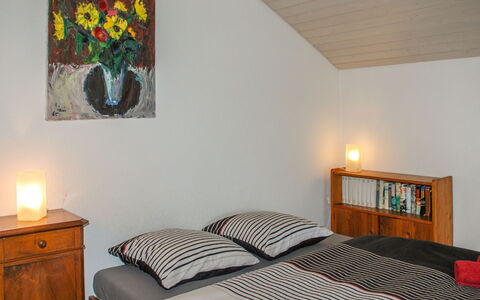 Tazzino: Property, Furniture, Comfort, Azure, Wood, Lighting, Textile, Bed Frame, Lamp, Interior Design