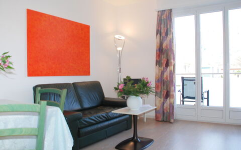 Ascona 100: Room, Furniture, Property, Interior Design, Floor, Living Room, Building, House, Wall, Real Estate