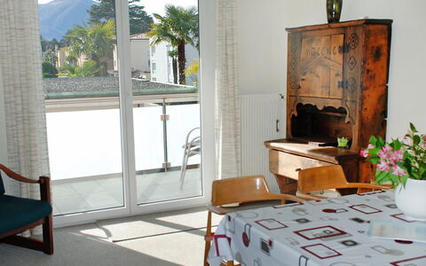 Ascona 100: Room, Property, Furniture, Interior Design, Table, Houseplant, House, Building, Floor, Home