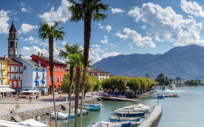 Ascona 100: Water, Cloud, Sky, Daytime, Property, Boat, Building, Mountain, Azure, Plant