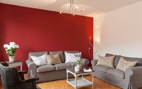 Accommodation:&nbsp;Large Suite 200.14