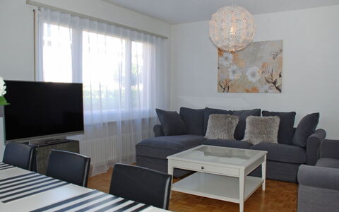 Accommodation:&nbsp;Large Suite 200.20